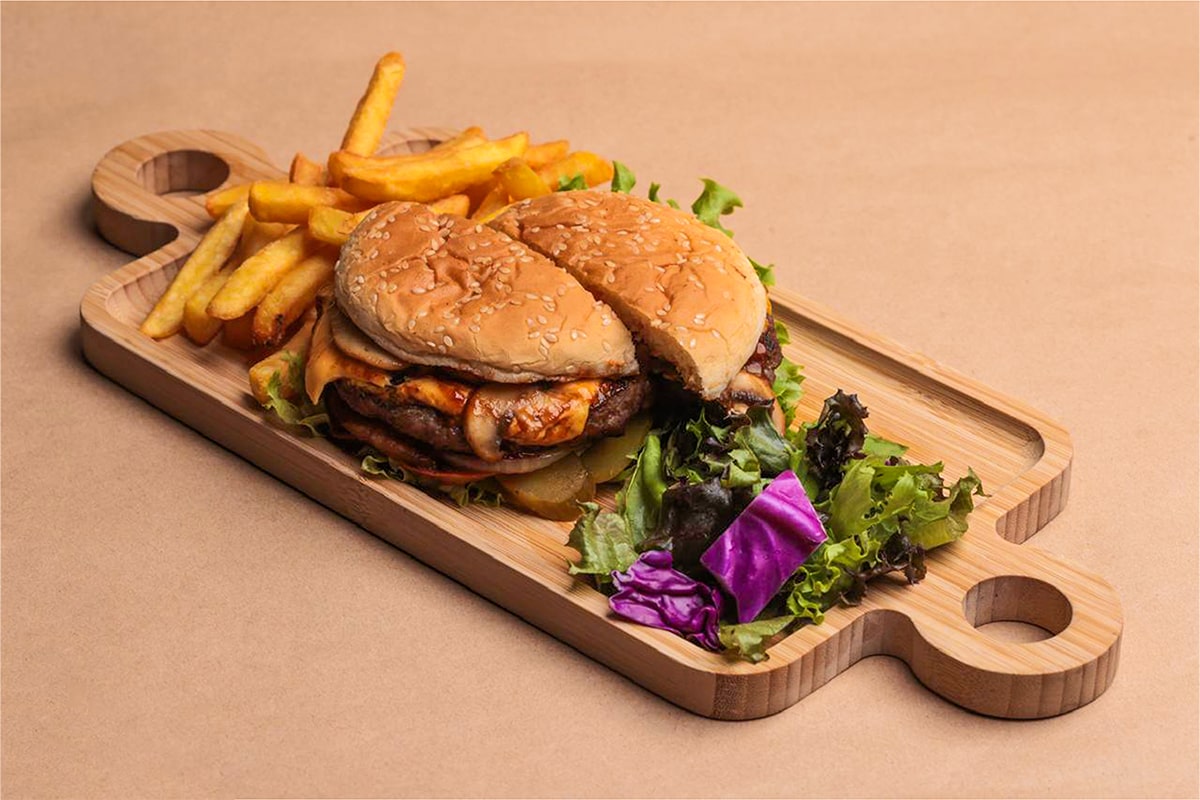 Beef Burger - برجر لحمة