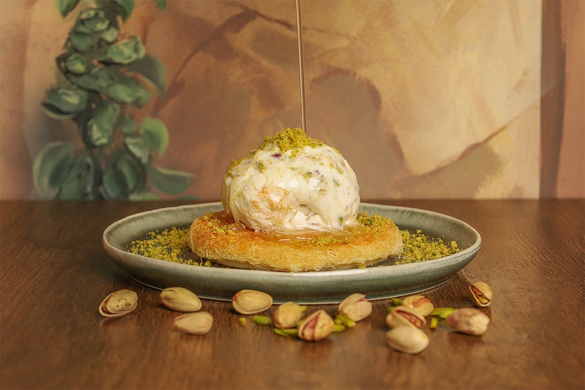 كنافة مع آيس كريم _ Kunafa with Ice Cream